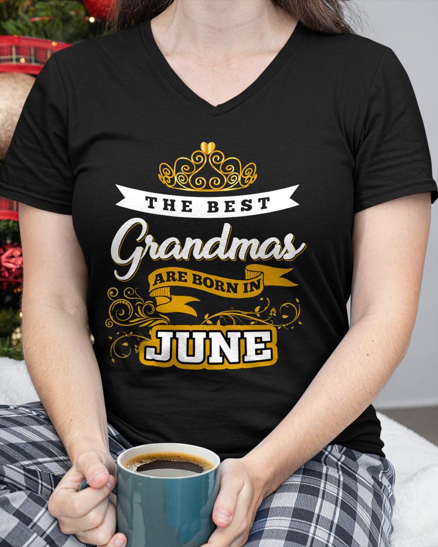 JUNE GRANDMAS ARE THE BEST - FOR WOMEN - TLEE06 (SKU2605-238-06)