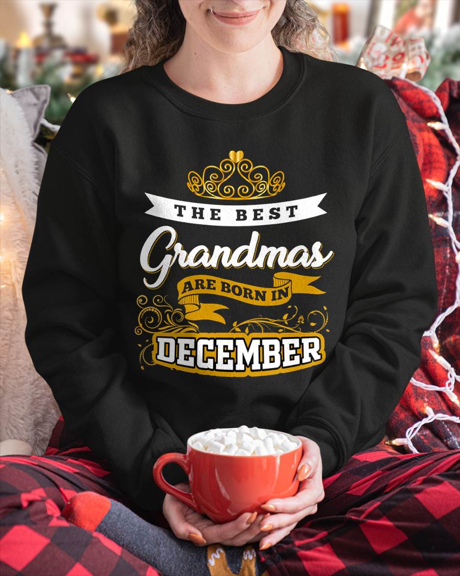 DECEMBER GRANDMAS ARE THE BEST - FOR WOMEN - TLEE12 (SKU2605-238-12)
