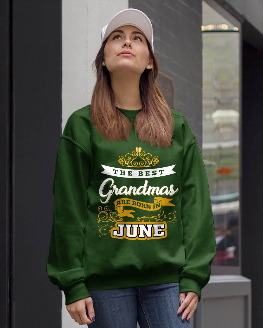JUNE GRANDMAS ARE THE BEST - FOR WOMEN - TLEE06 (SKU2605-238-06)
