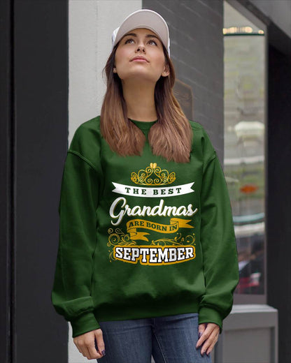 SEPTEMBER GRANDMAS ARE THE BEST - FOR WOMEN - TLEE09 (SKU2605-238-09)