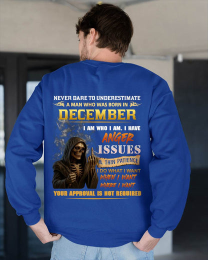 DECEMBER - NEVER UNDERESTIMATE A MAN WHO KNOWS WHO HE IS - FOR MAN - TLEE12 (SKU26T-01156-12)