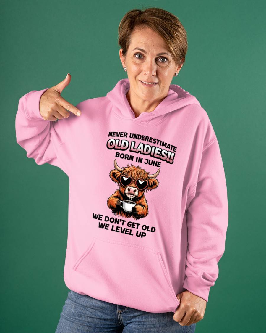 JUNE BORN WOMEN LEVEL UP, NEVER GROW OLD SHIRT - FOR WOMEN - TLEE06 (SKU2606-79-06)