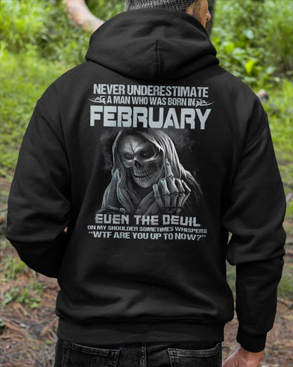 FEBRUARY - NEVER UNDERESTIUNDER A MAN - T-SHIRT FOR MAN - TLEE02 (SKU08-05-02)