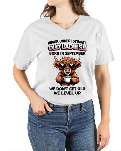 SEPTEMBER BORN WOMEN LEVEL UP, NEVER GROW OLD SHIRT - FOR WOMEN - TLEE09 (SKU2606-79-09)