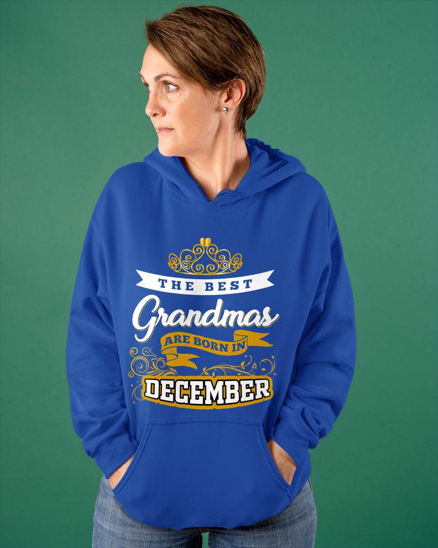 DECEMBER GRANDMAS ARE THE BEST - FOR WOMEN - TLEE12 (SKU2605-238-12)